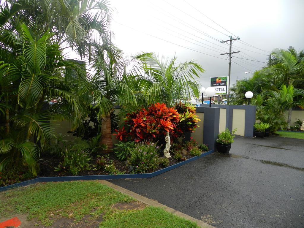 Golden Palms Motor Inn Bundaberg Esterno foto
