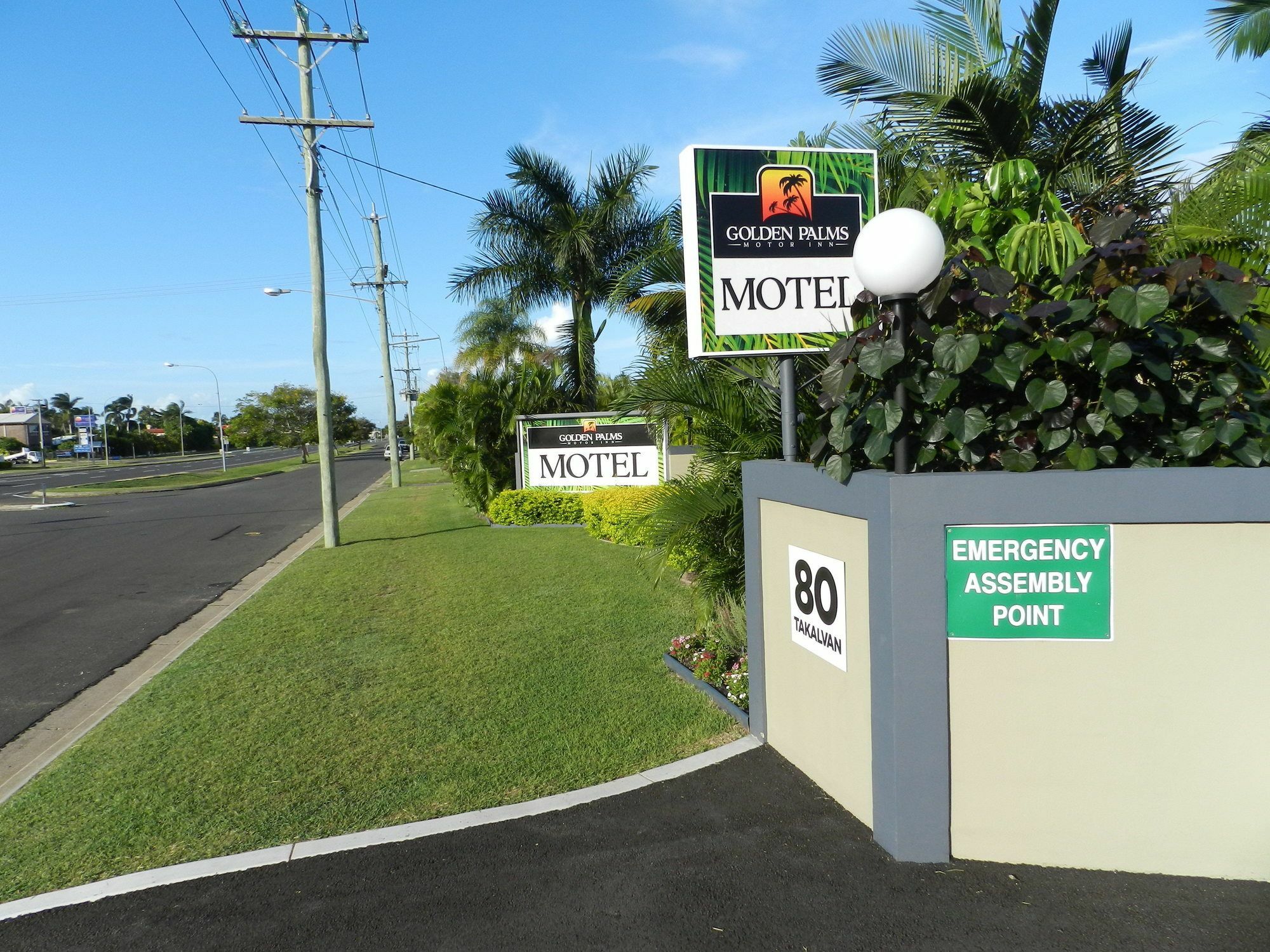Golden Palms Motor Inn Bundaberg Esterno foto